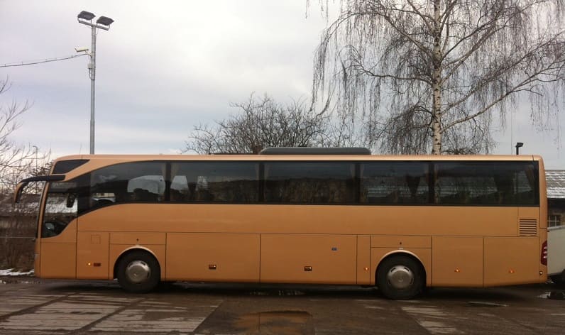 Békés: Buses order in Szarvas in Szarvas and Hungary