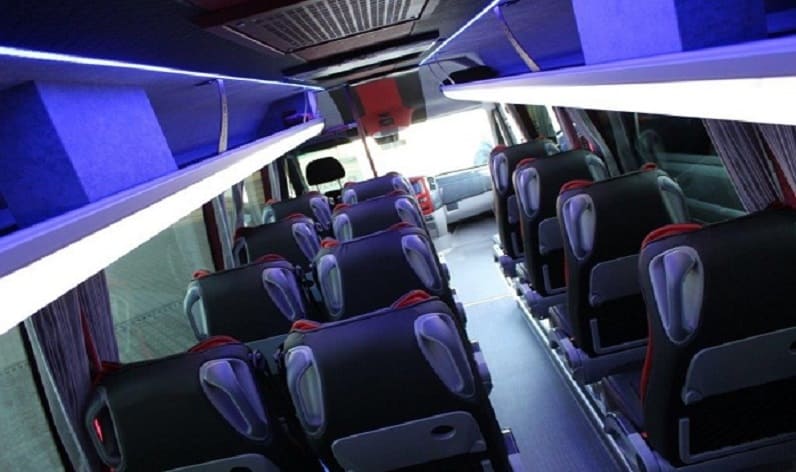 Hungary: Coach rent in Pest in Pest and Monor